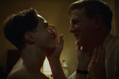 'Queer': Daniel Craig, Drew Starkey get close in new trailer