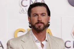 Riley Green announces his 'Damn Country Music Tour'