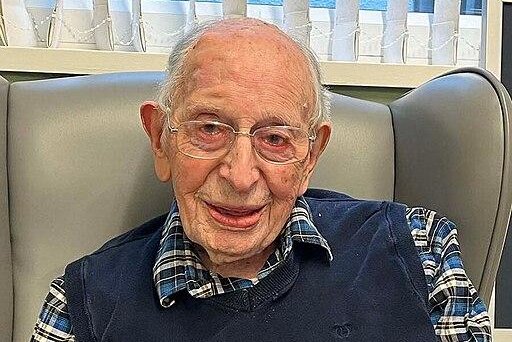 John Alfred Tinniswood died on Monday at 112 years old at the Hollies Rest Home on Mornington Road in Southport on England’s west-central coast. Photo by Kiray Rodriguez/Wikimedia Commons